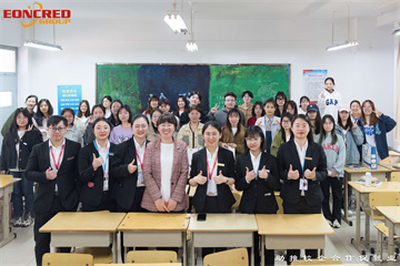 Promote school-enterprise cooperation to promote employment